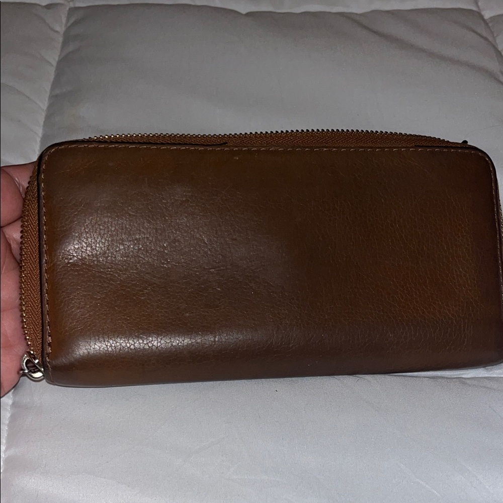 Michael Kors Tan Leather Zip Wallet - Picture 2 of 5